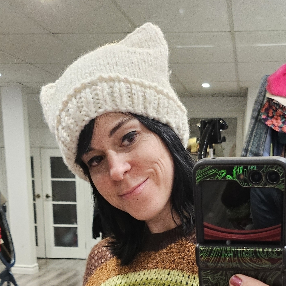 Hand knitted cat ear beanie hat,  💖